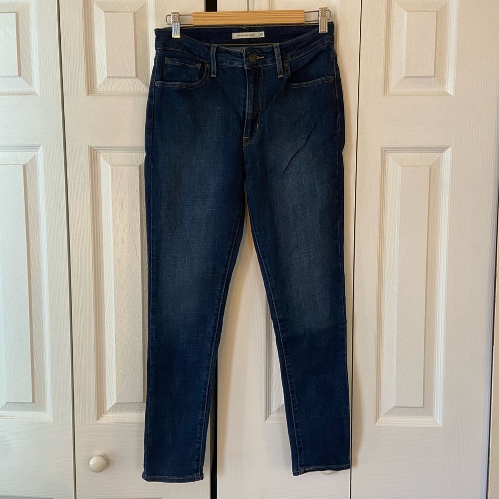 Levi’s ‘721’ High Rise Skinny Dark Wash Jeans, Women’s size 29